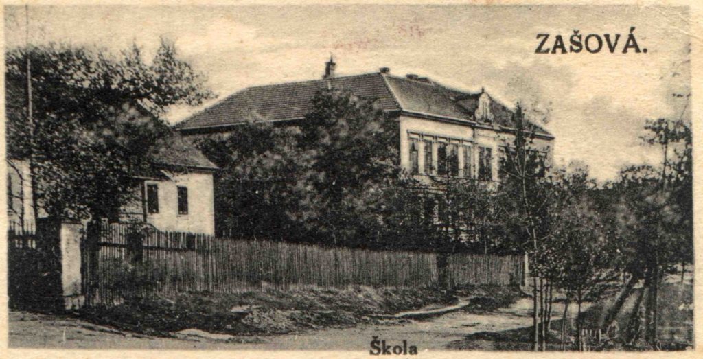 pohlednice-zasova-skola